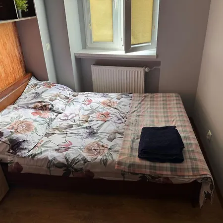 Excellent Location Проживання в сім'ї *